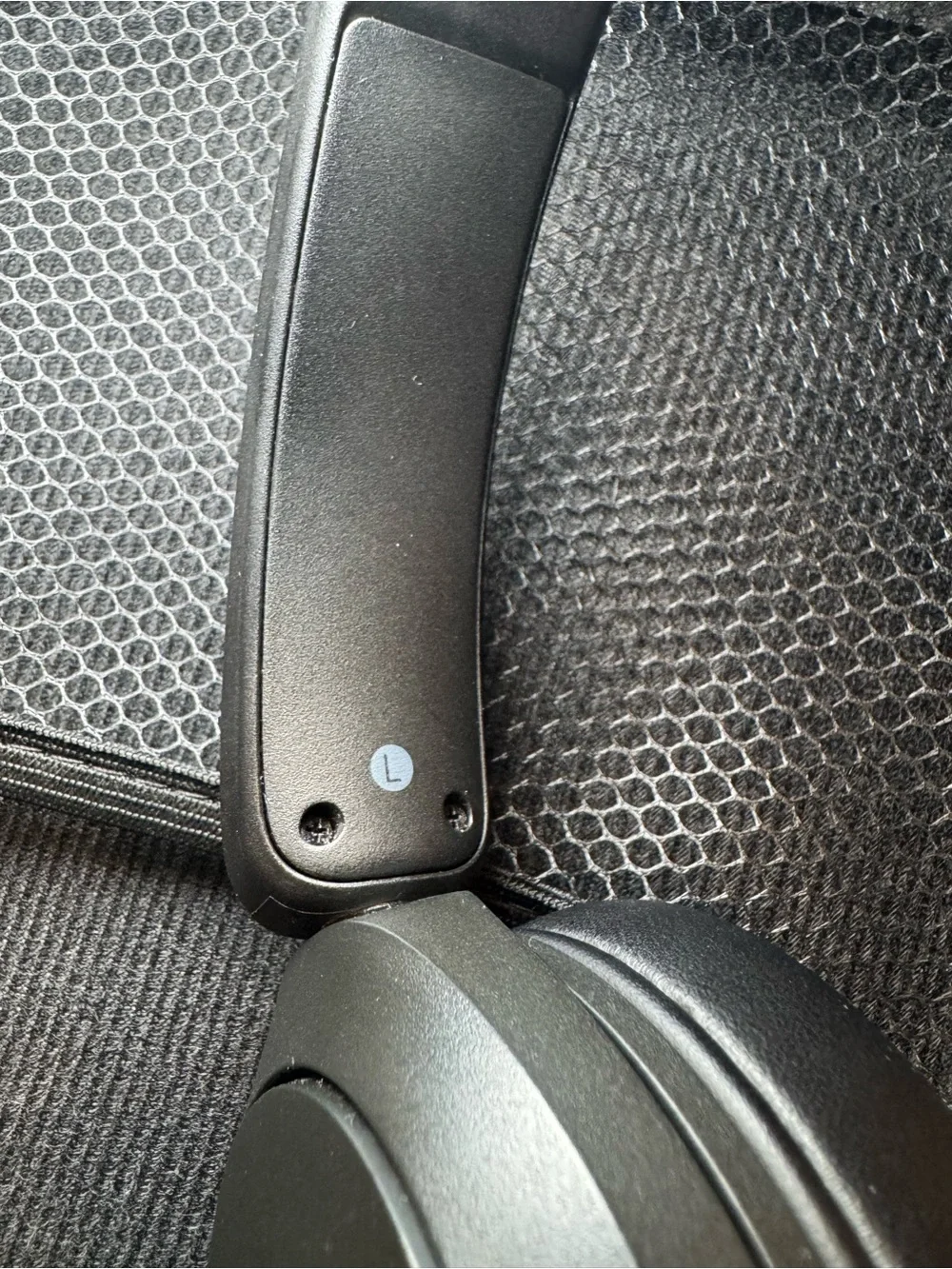 SONY Over-Ear Wireless Headphones in Black - Premium Sound